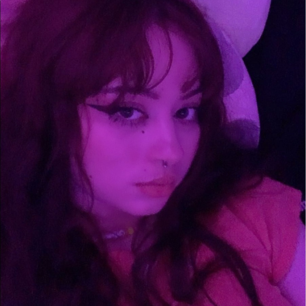 Meet your Posher, Nadine